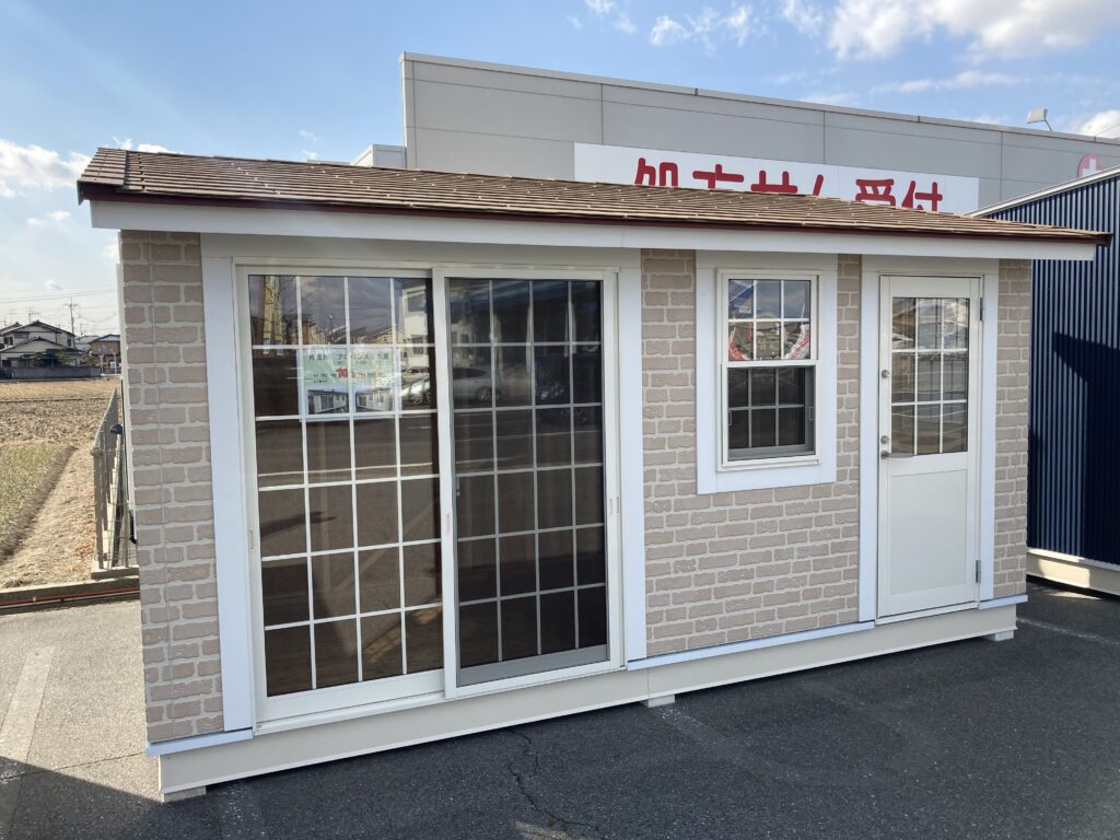 セール！498000→298000 最高 木造りプレハブ小屋！タイニーハウスです  