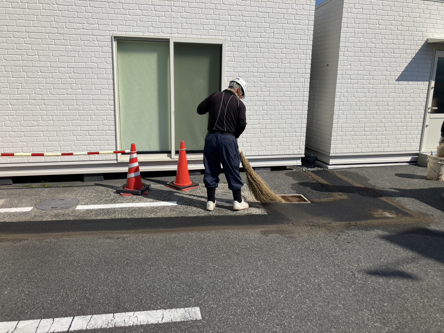 う６７